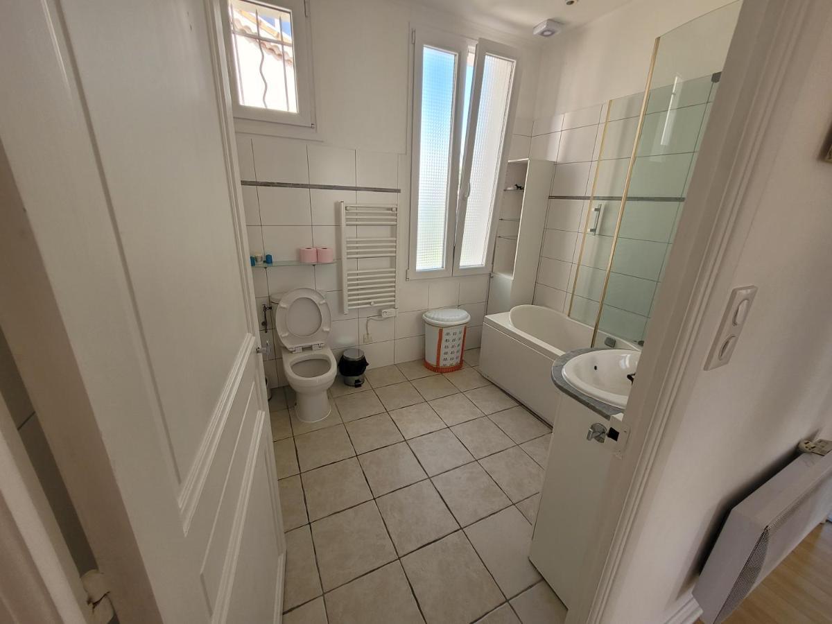 Villa La Desiree - Haut De Villa, 68M2, 8 Personnes Max, Climatise, 4 Etoiles, 120M2 De Jardin Et Parking, Wifi, Vu Mer Antibes Exteriör bild